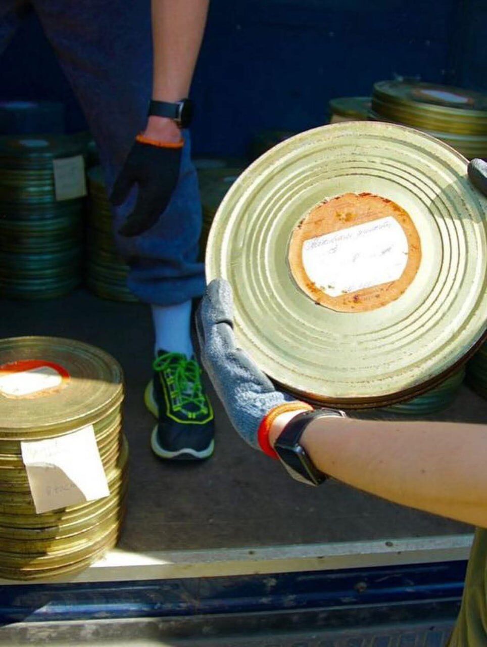Кіностудія Довженка врятувала близько 600 фільмів після російського удару