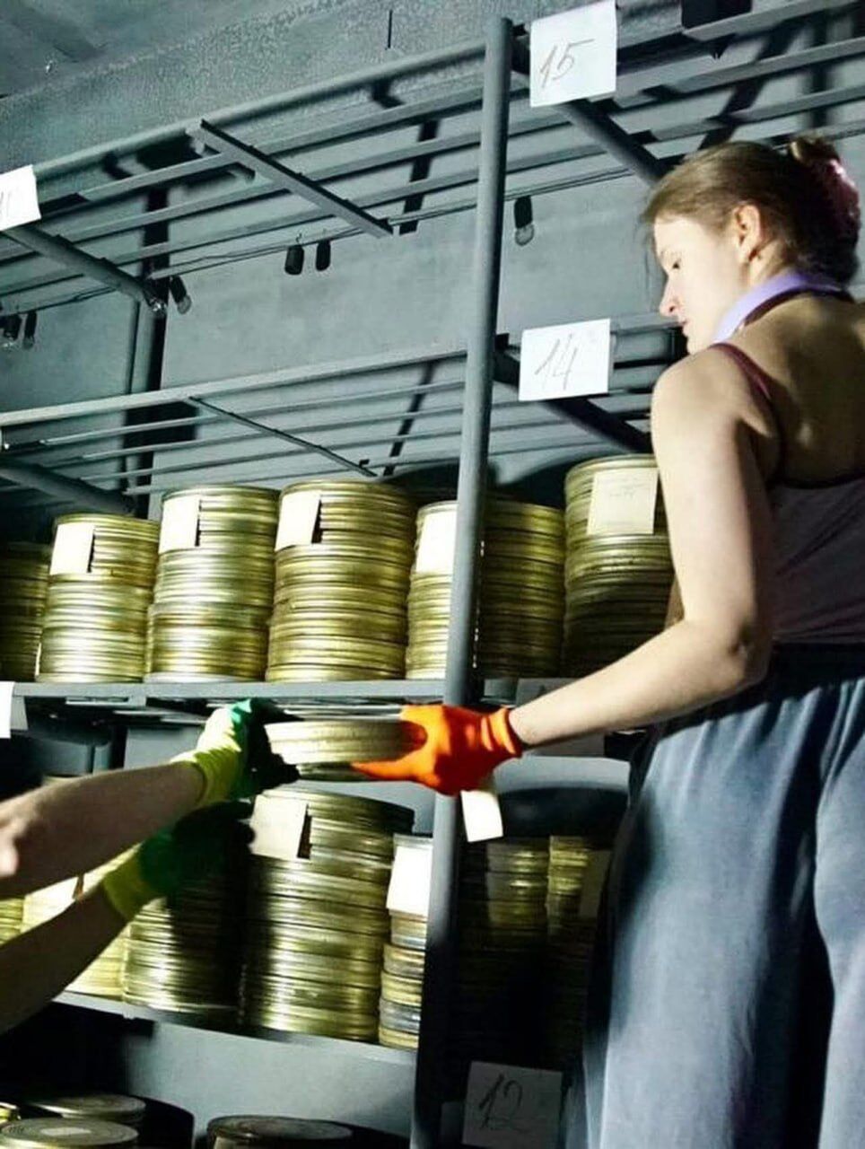 Кіностудія Довженка врятувала близько 600 фільмів після російського удару