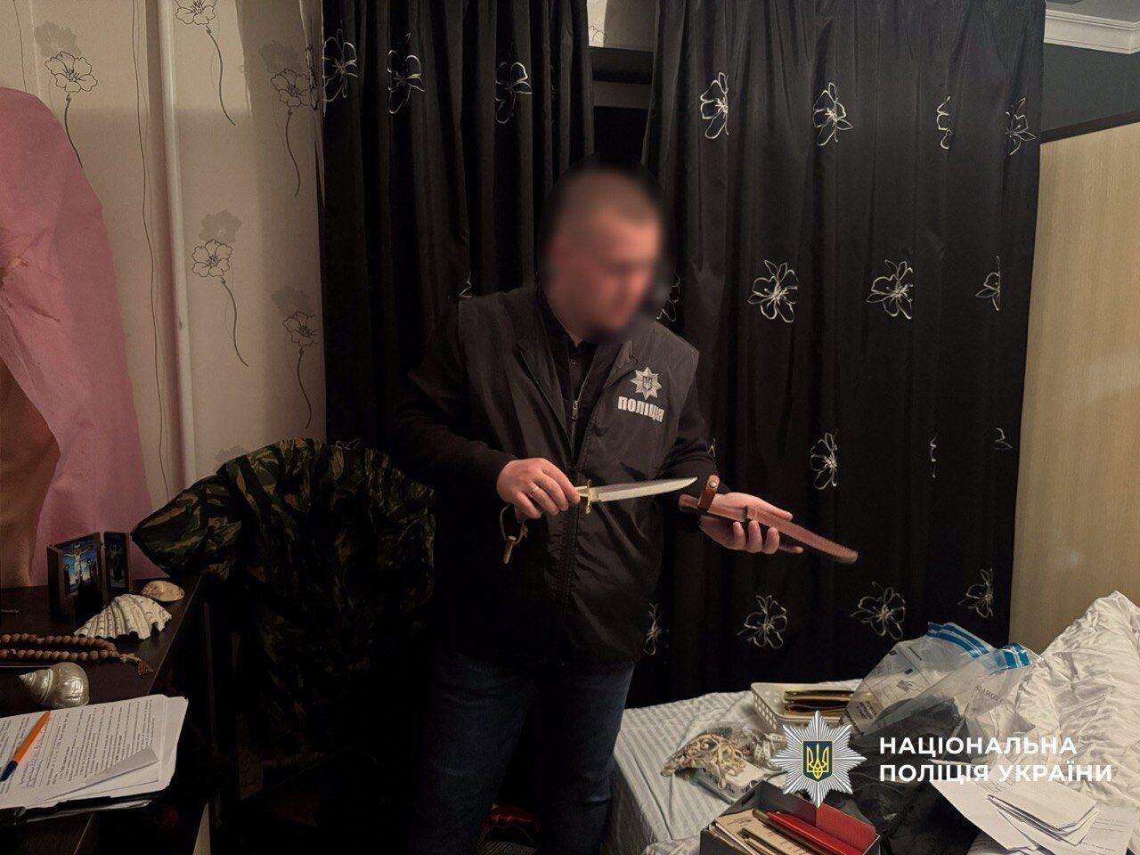 Вимагали 250 тисяч доларів і залякували родину: у Черкасах затримали злочинну групу