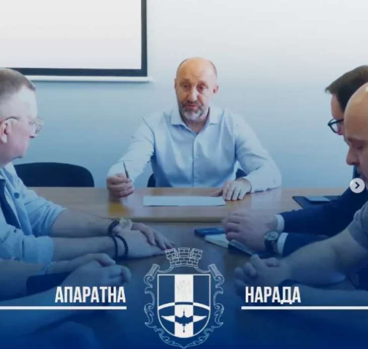 Бородянка опирається хаосу двовладдя та управлінському розриву, – Багнет