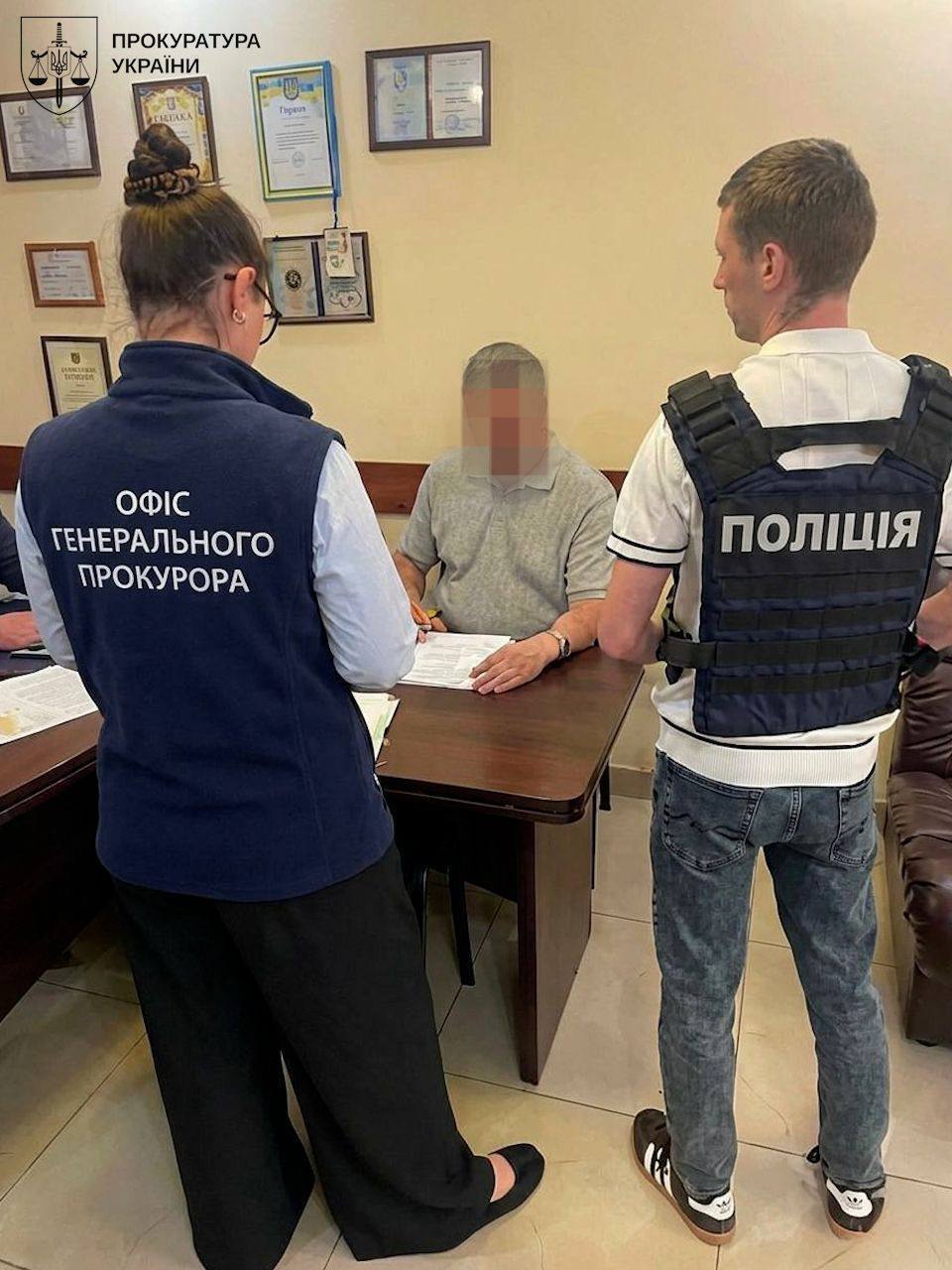 Посадовець в Одесі  ''заробив'' на житлі для сиріт 11,4 млн грн