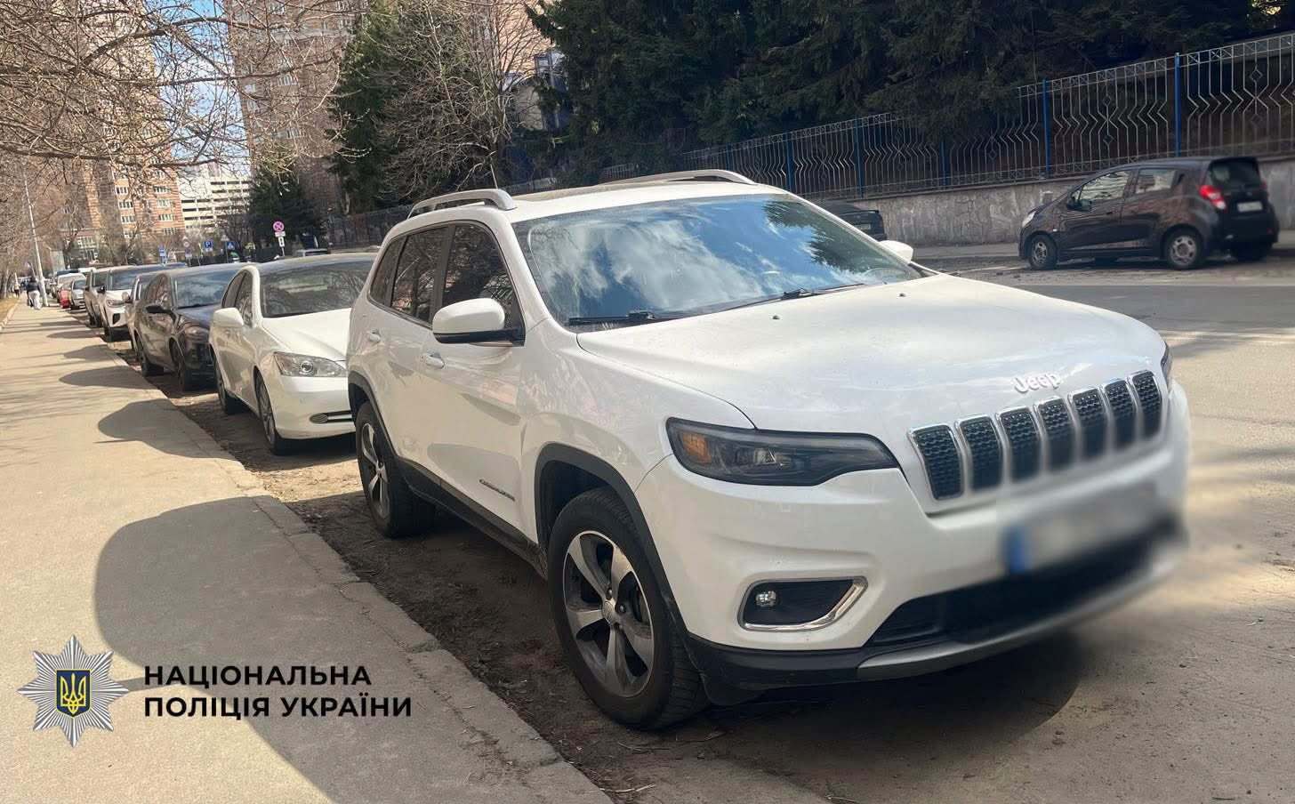 Мошенническая схема с продажей автомобилей: киевлянина обвиняют в присвоении более 2,5 млн грн