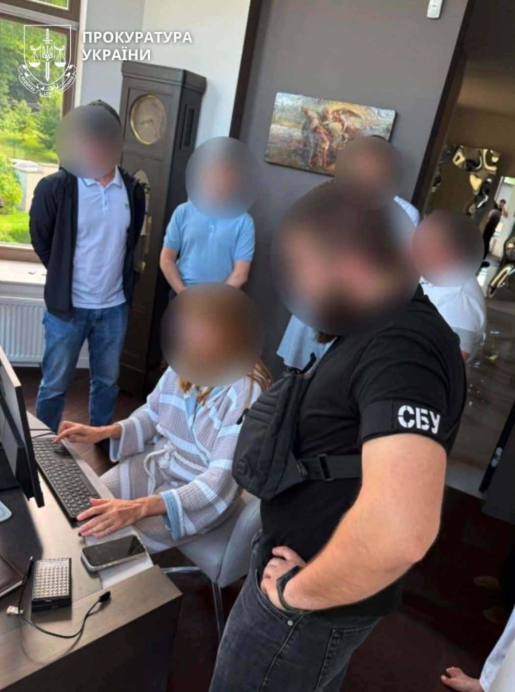 Франковские чиновники снова под подозрением по делу о взятках