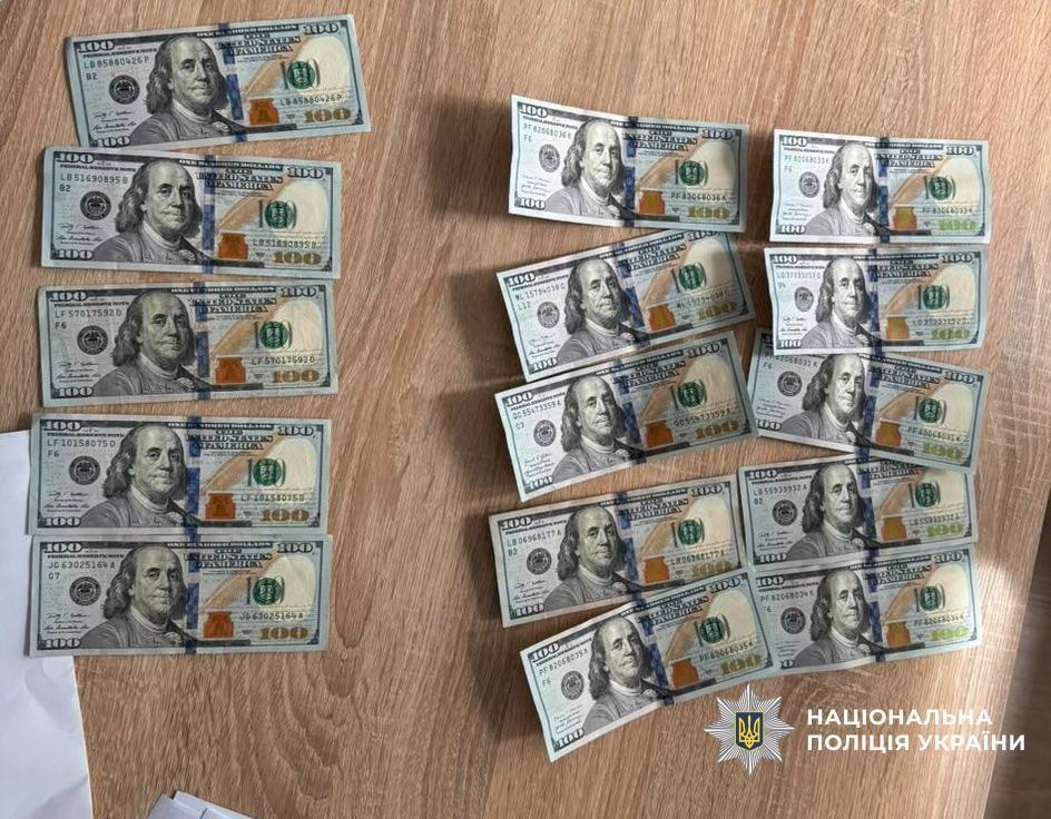 2000 долларов за ''липовую'' инвалидность: на Волыни задержали двух медиков