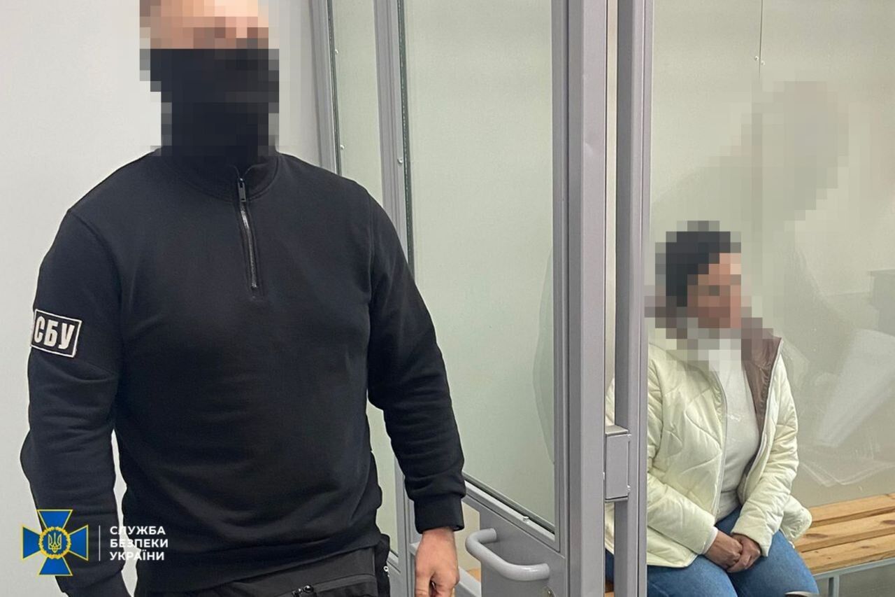 Відправляла українських дітей до окупантів і охороняв катівню: СБУ викрила двох колаборантів