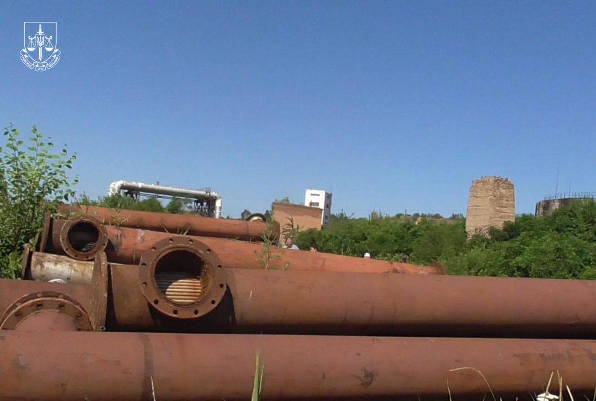 Разобрали более 1100 водонагревателей на металл: в суд передали дело об убытках на 26 млн грн