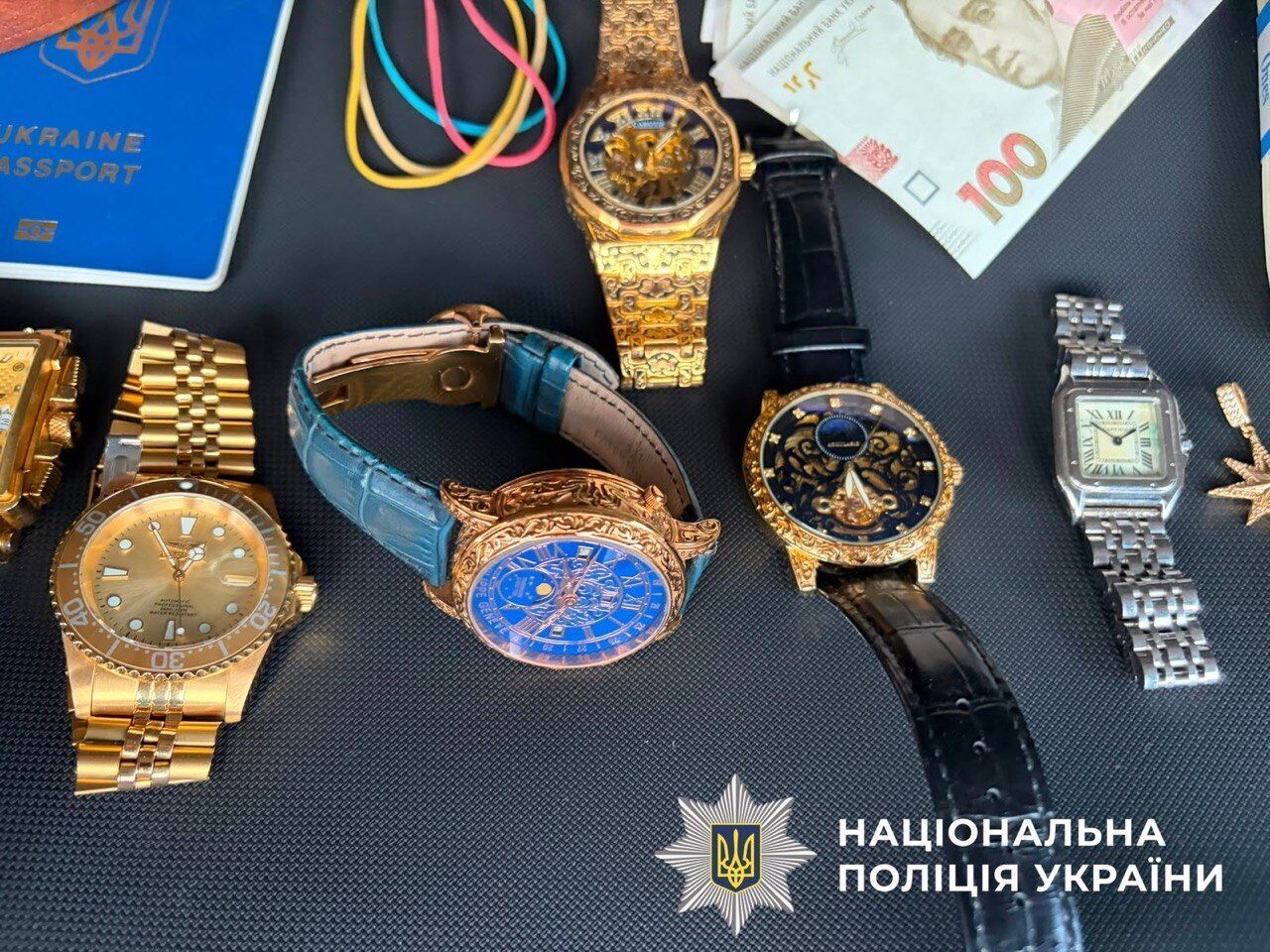 Избили и ограбили волонтера: полиция задержала банду вымогателей на Днепропетровщине