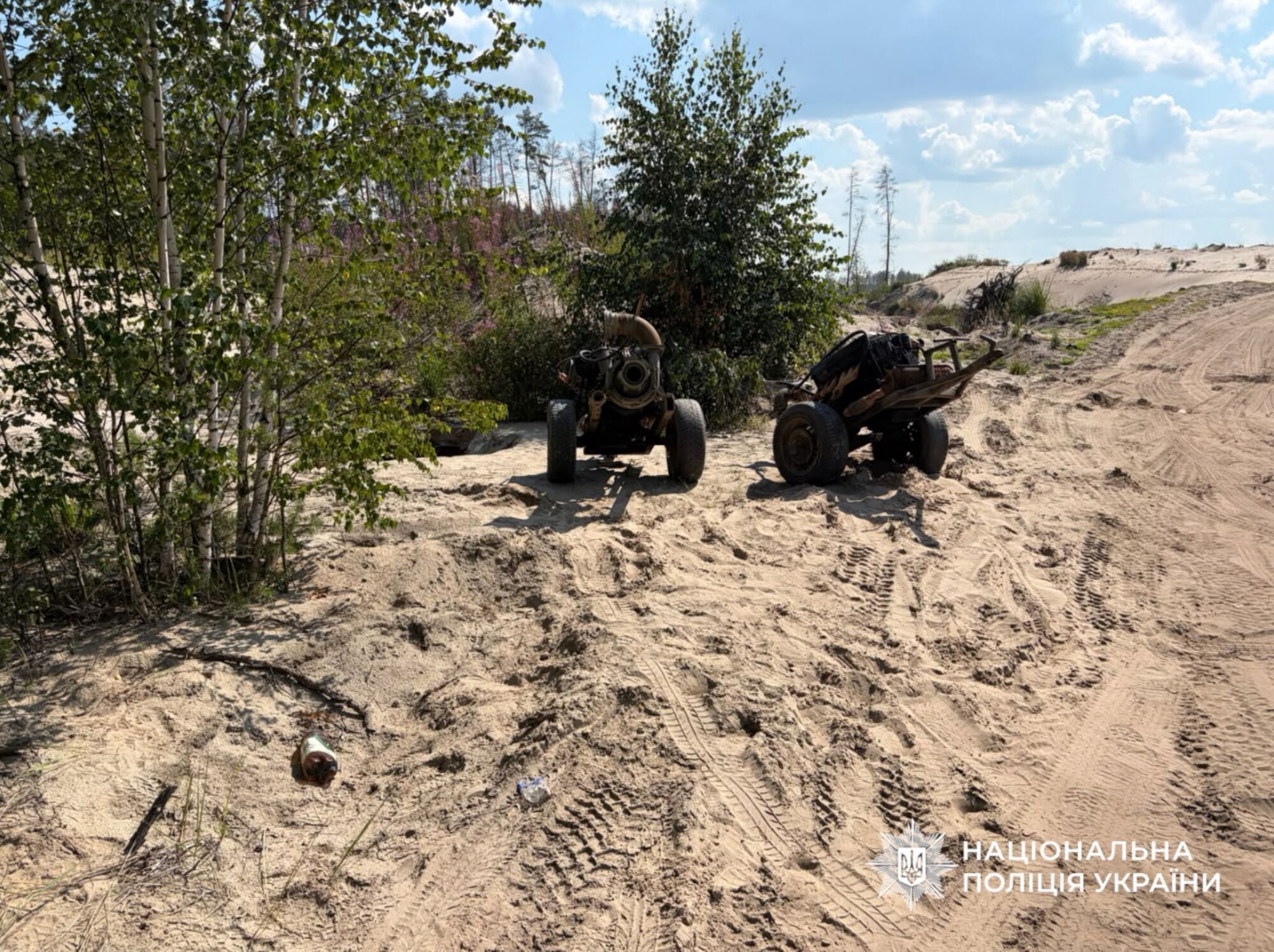 На Рівненщині Нацполіція виявила нові місця незаконного видобутку бурштину