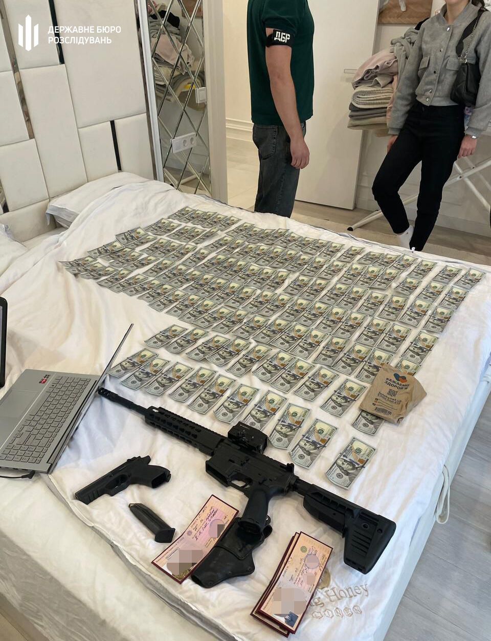 Экс-начальник ТЦК во Львовской области ''записал'' знакомого на военную службу, чтобы тот избегал мобилизации