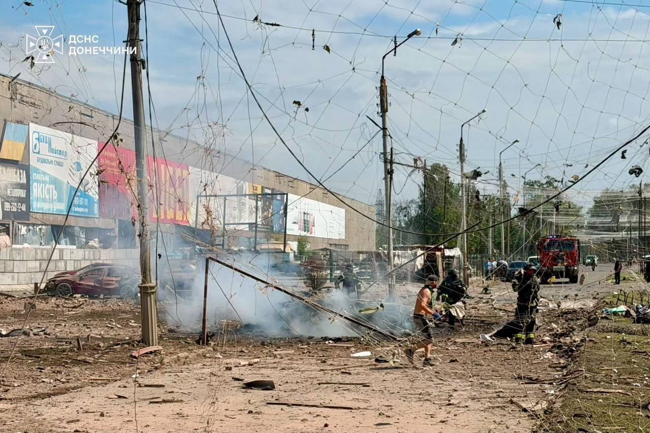 Рф ударила по полігону в Києві, де проходила виставка озброєння: є загиблі та багато поранених