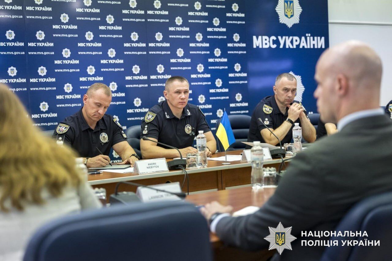 Нацполиция и США усиливают сотрудничество: в приоритете – борьба с киберпреступностью и незаконным оборотом оружия