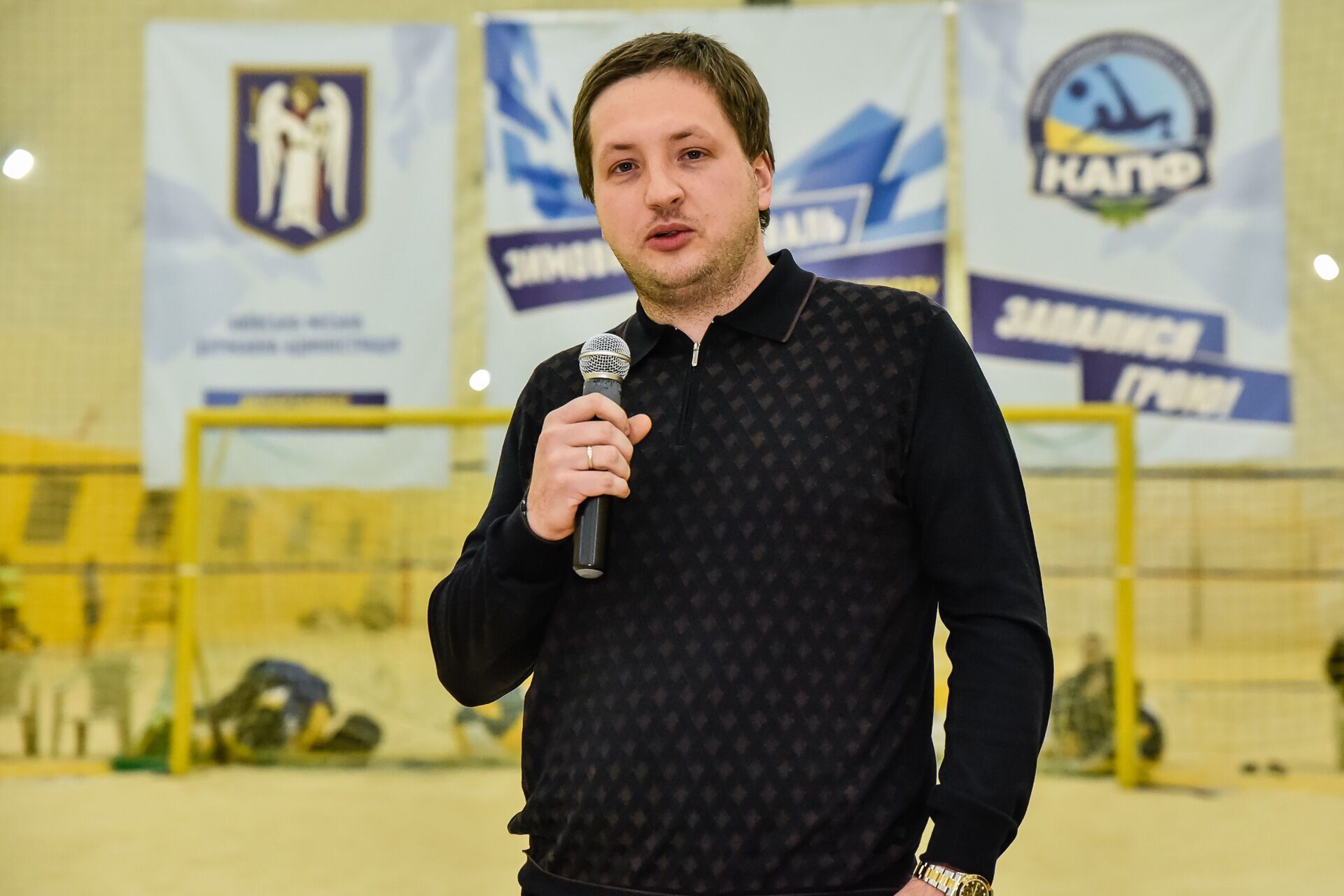 Скандал на Теремках: как ''любимец Кличко'' Бесага получил 540 млн на теплотрассу из-за порубленного лесопарк?