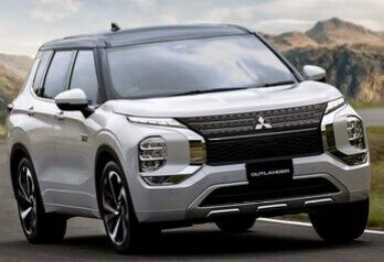 MITSUBISHI OUTLANDER 2023 года