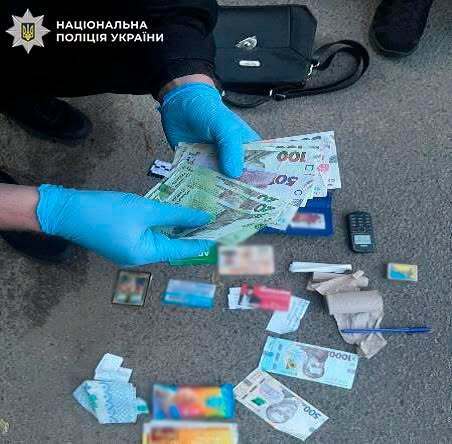 21-річного киянина судитимуть за пограбування пенсіонерки на 14 тис. грн