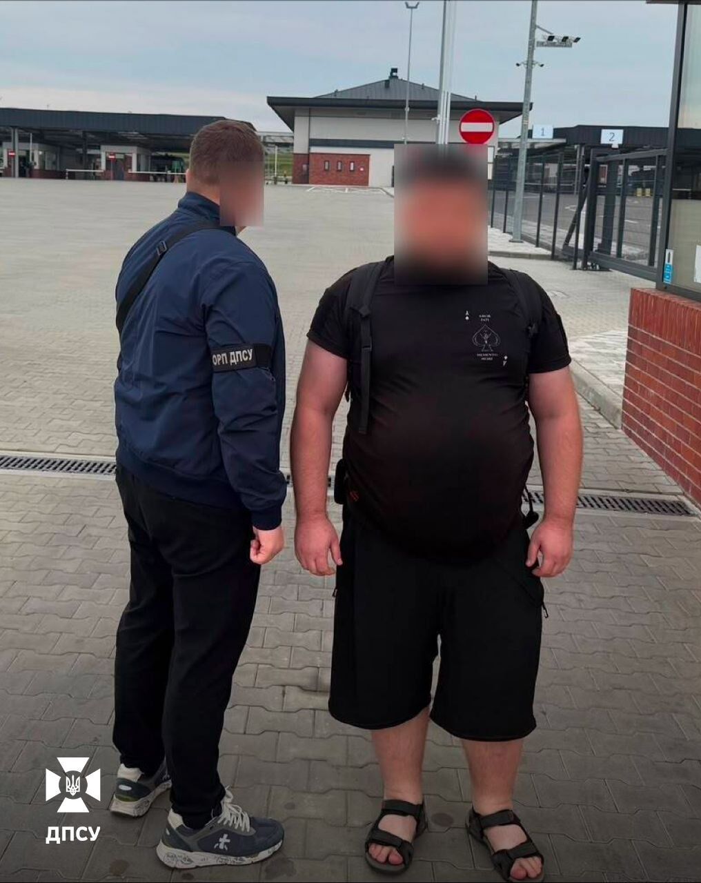 До $5500 за фальшивого ребенка: разоблачили схему уклонения от службы и выезда за границу