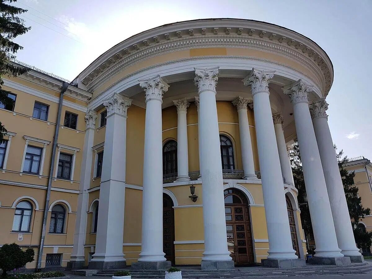 Октябрьский дворец стоимостью около 1 млрд грн будет возвращен государству: суд удовлетворил иск прокуратуры