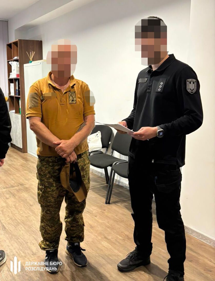 80 тысяч гривен за отсутствие проблем на службе: командира взвода будут судить за взятку