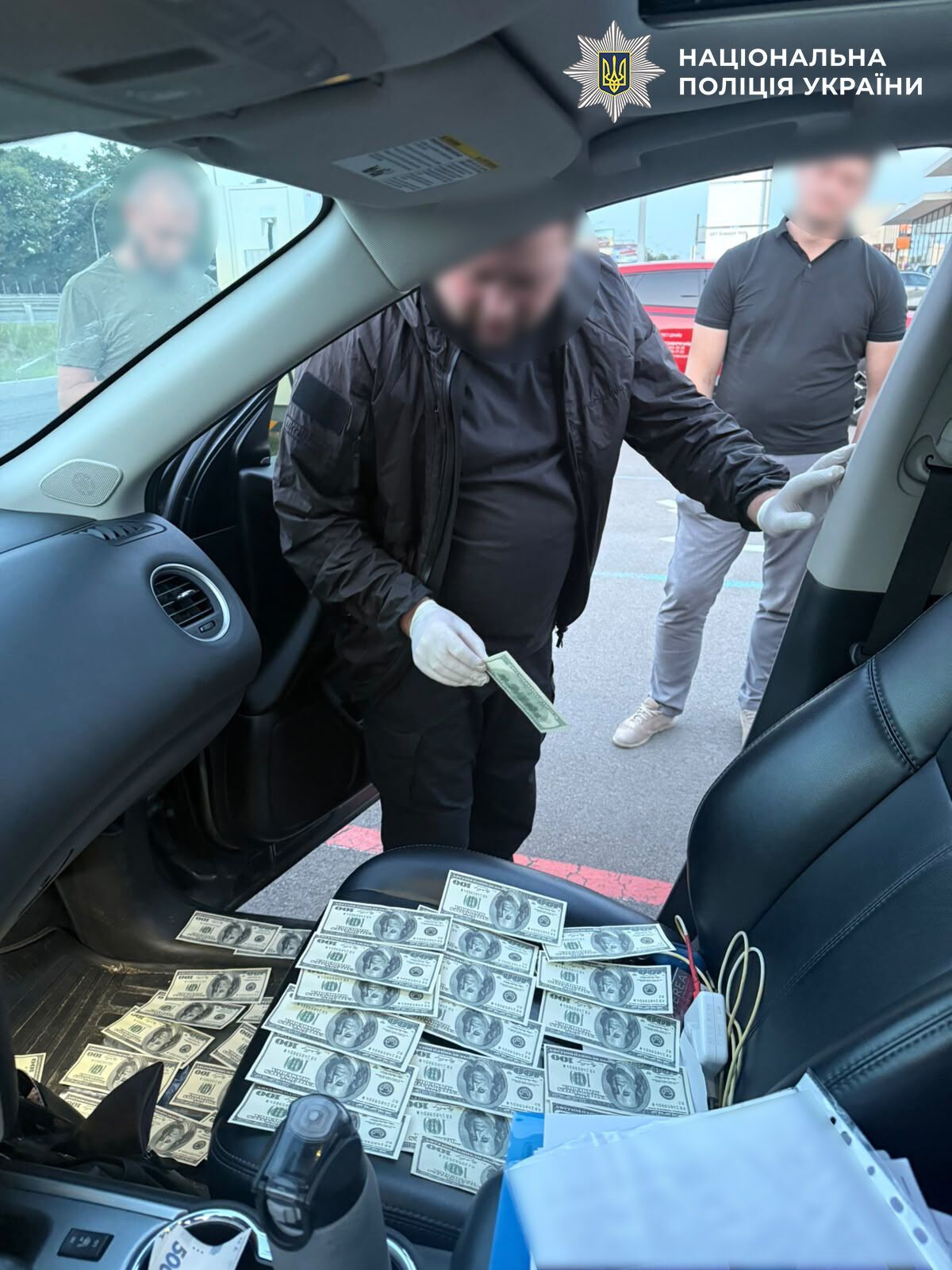 $8 тысяч за ''бронь'': в Киевской области разоблачили руководителя кафедры