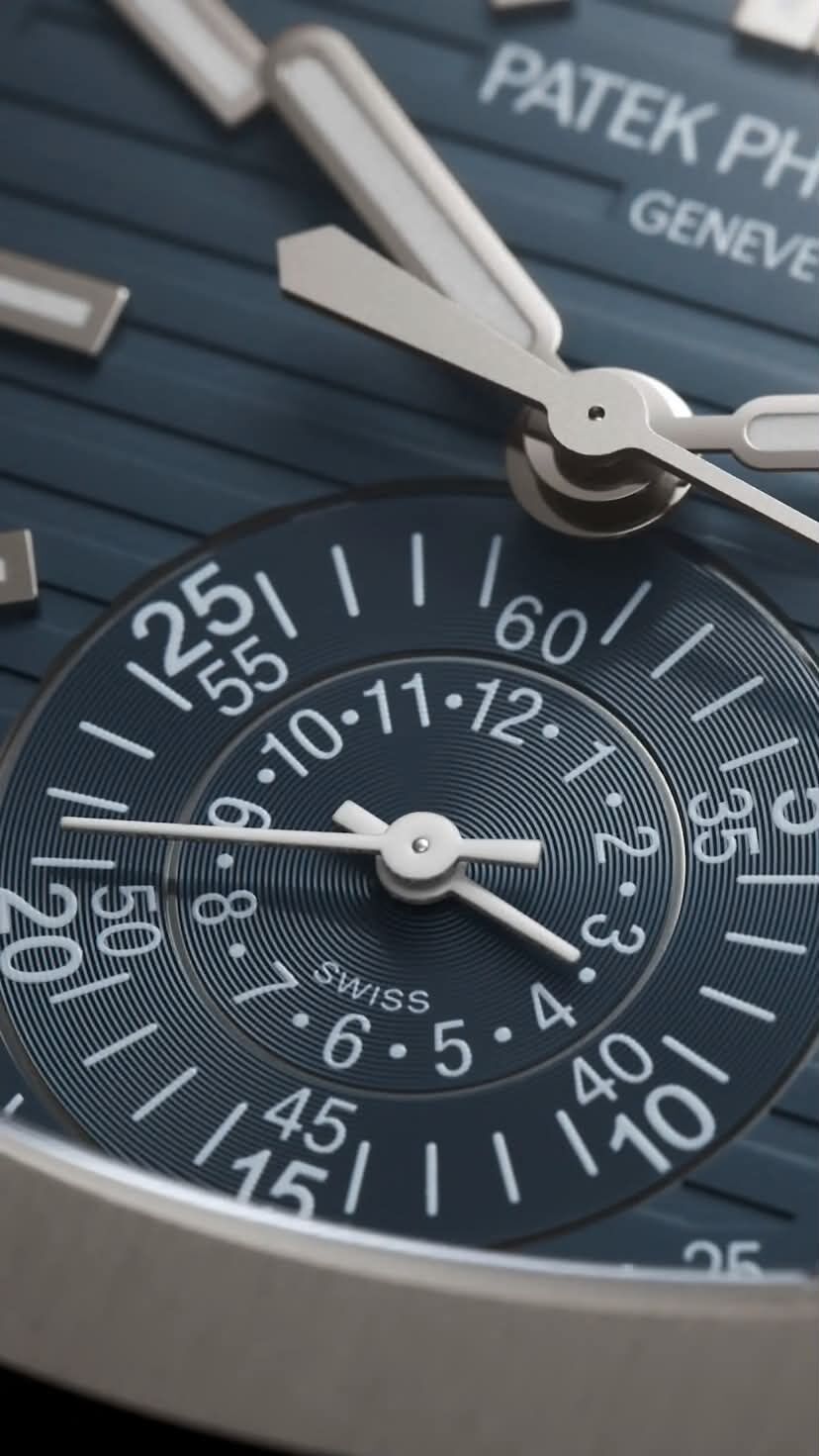 Усик появился с редким Patek Philippe за миллионы гривен