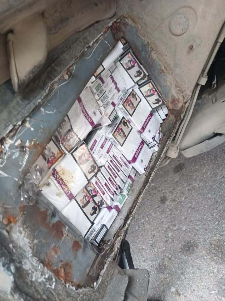 Амур вынюхал тайник: в Закарпатье таможенники нашли в BMW X6 более 1600 пачек сигарет