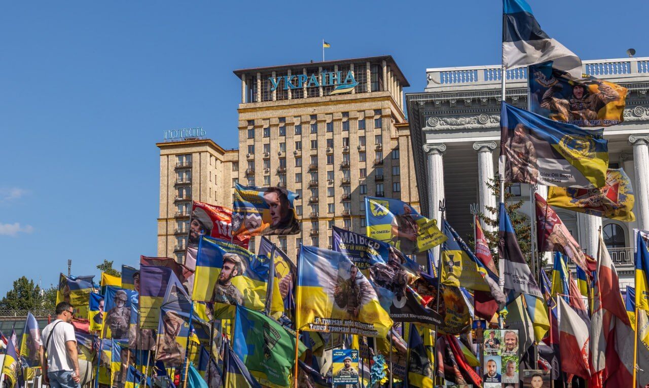 Готелю ''Україна'' — 65: легендарна висотка на Майдані святкує ювілей