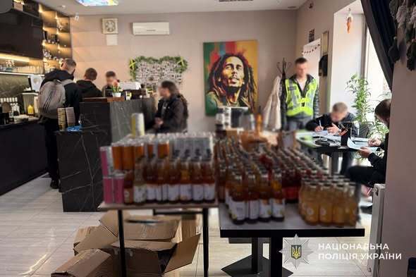 Наркотики под видом CBD-продукции: в Тернопольской области разоблачили сеть со сбытом в шести областях