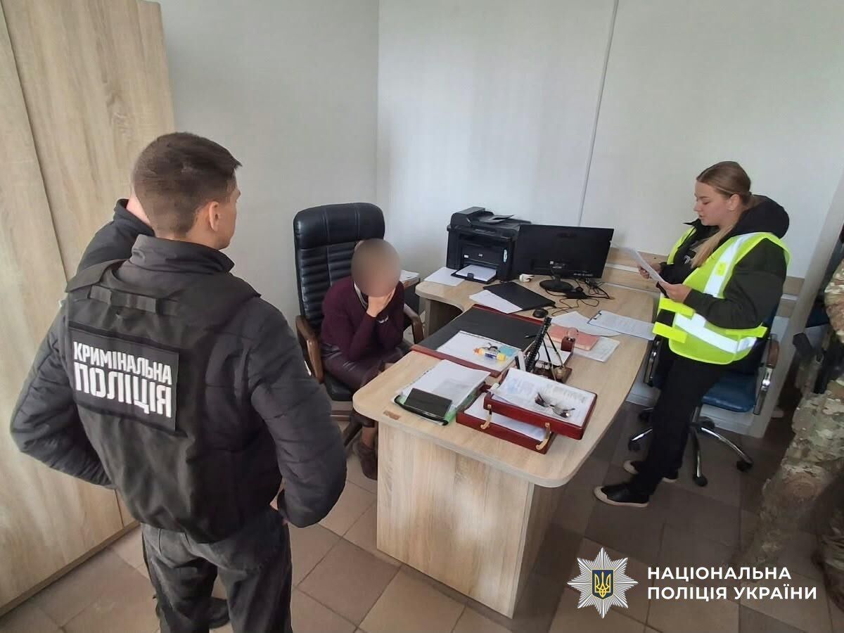 У Вінниці чиновники допомагали іноземцям легалізуватися в Україні: СБУ та Нацпол затримала шістьох людей