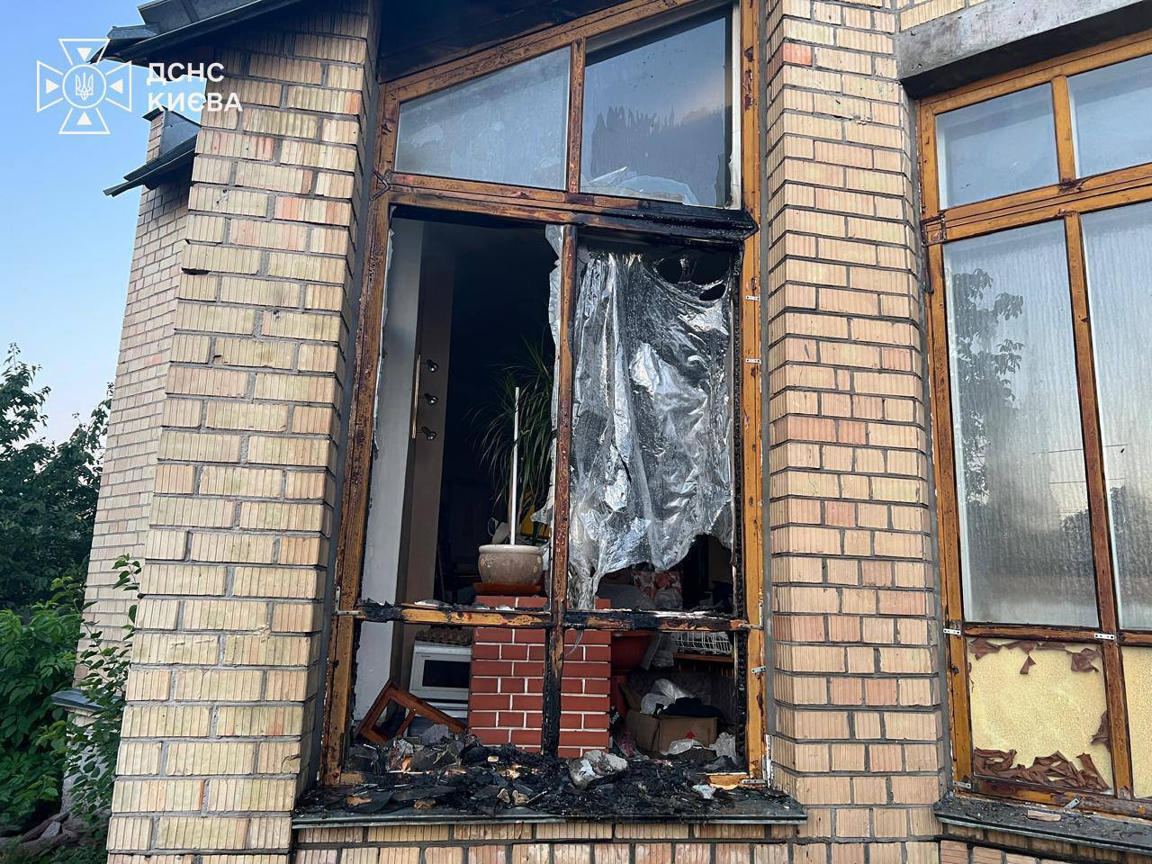 Киев и область под ударом армии рф: в столице повреждены дома, в Киевской области есть пострадавшие