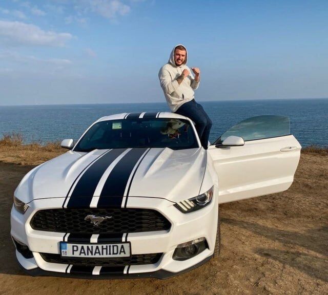 Цветочный бизнес и 10,6 млн грн налогов: суд закрыл дело против директора Flora de Luxe