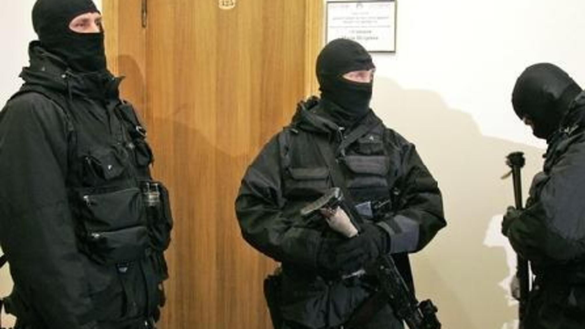 У Хмельницькій облполіції ГПУ проводить обшуки