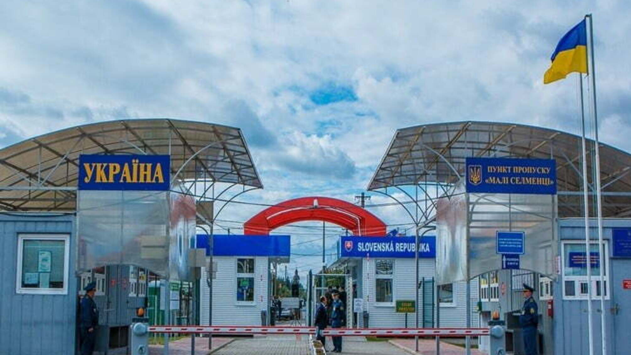 Депутат з Волинської ОДА показав, як нажитися на розмитненні автомобіля