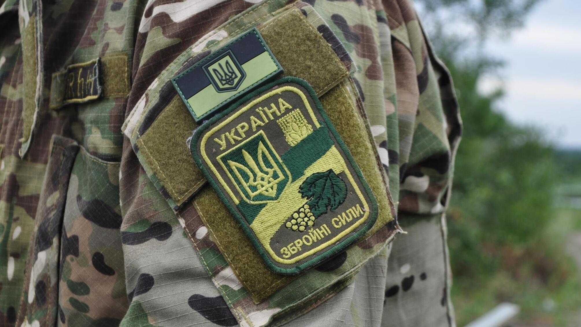 На Одещині керівники військової частини продавали право служити за контрактом