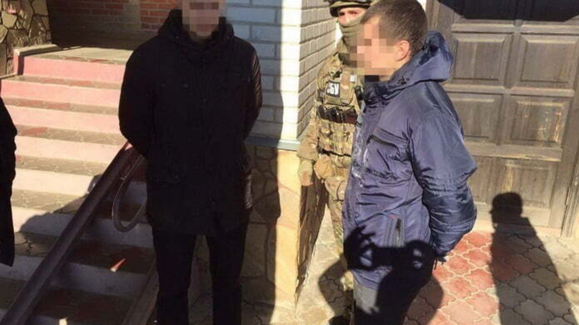 На Луганщині майор управління захисту економіки поліції попався на хабарі