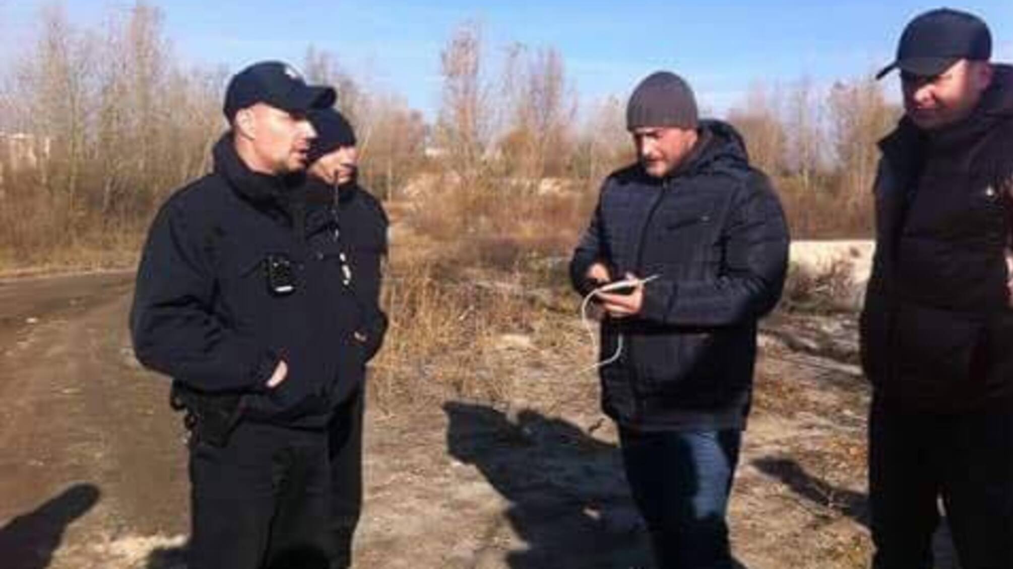 Активісти б'ють на сполох через масштабний видобуток піску на столичних Осокорках