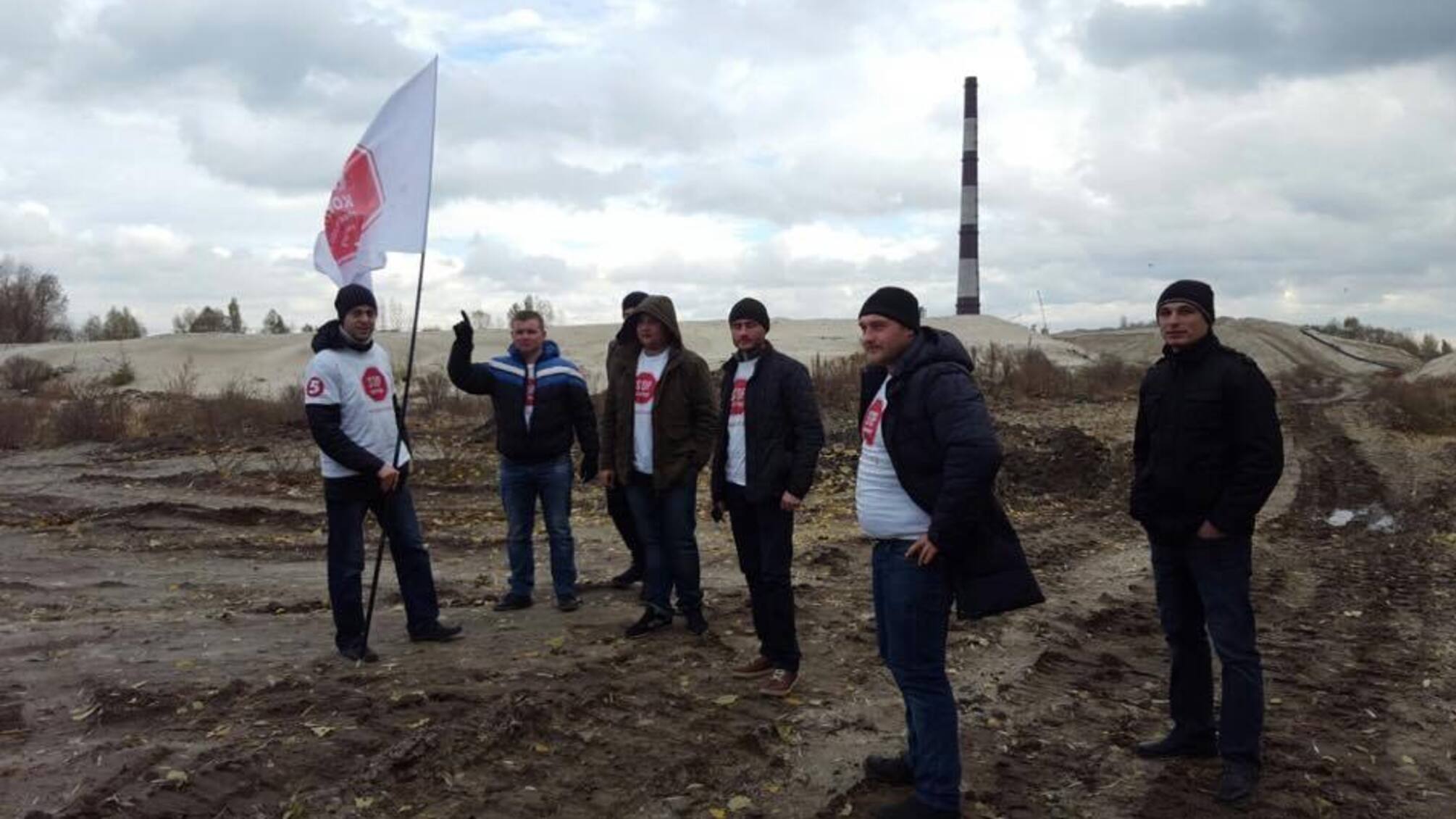 У столичних Бортничах зафіксували нелегальний видобуток піску