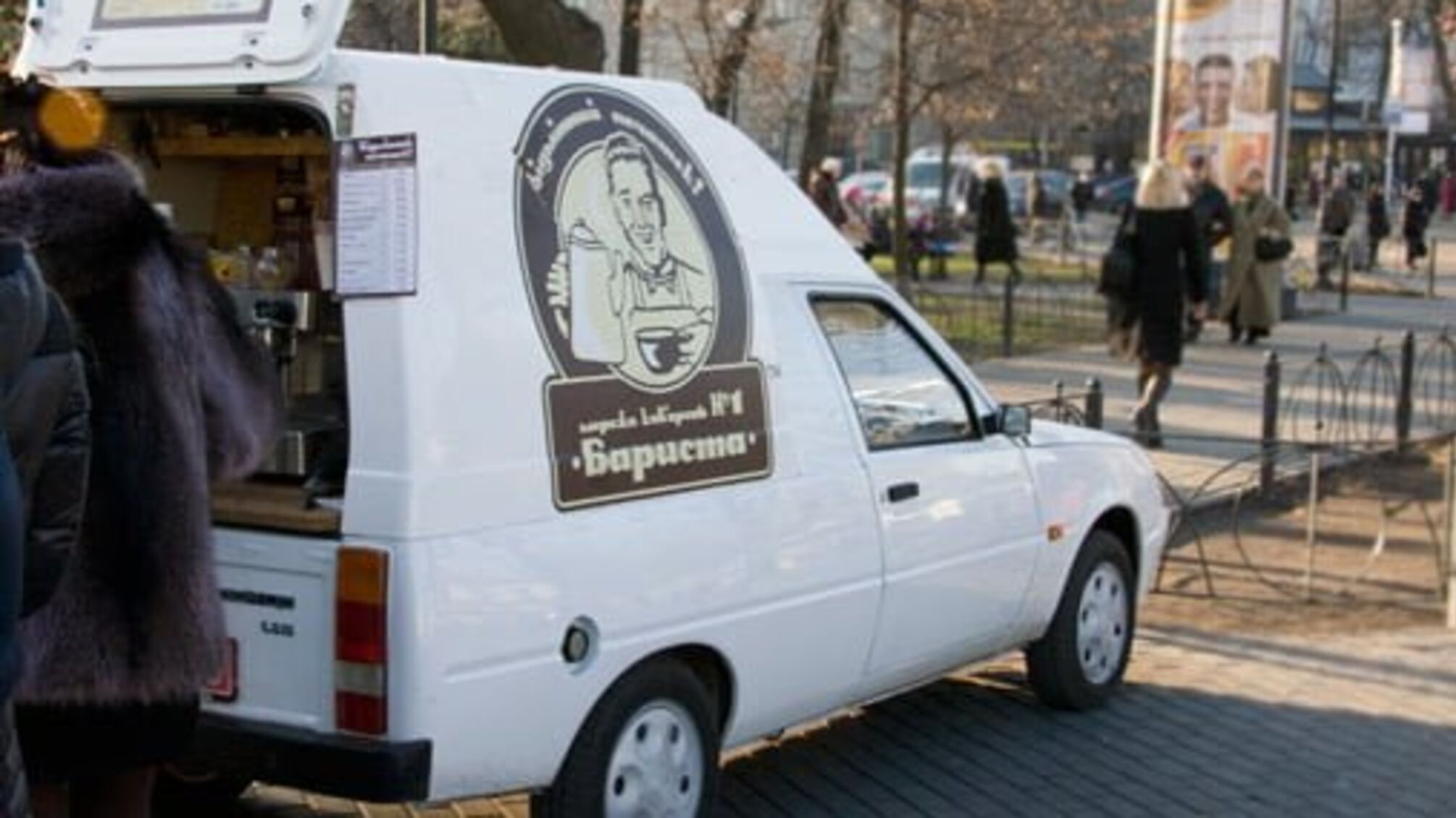 У Києві начальник відділу контролю за благоустроєм наживався на МАФах