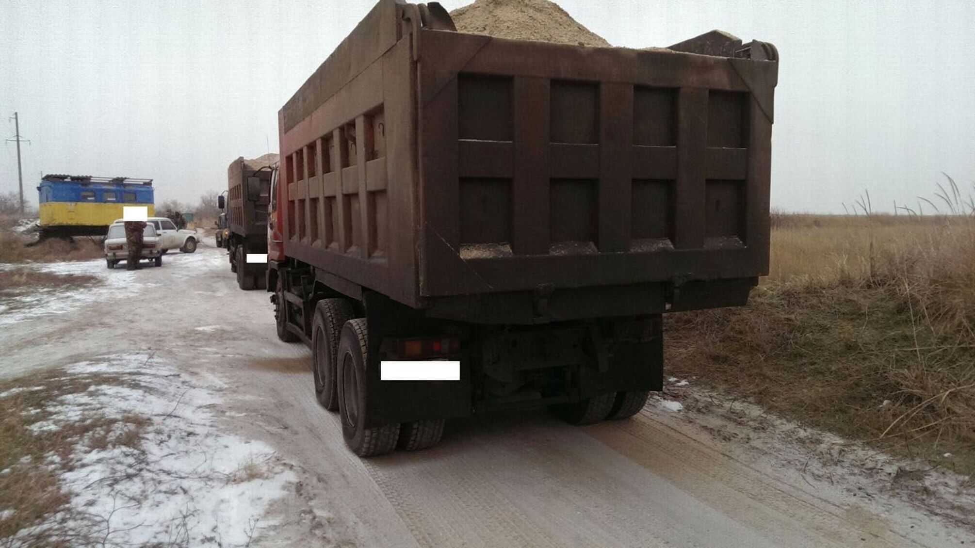 У Трипіллі на Київщині зусиллями активістів арештовано спецтехніку піщаних браконьєрів