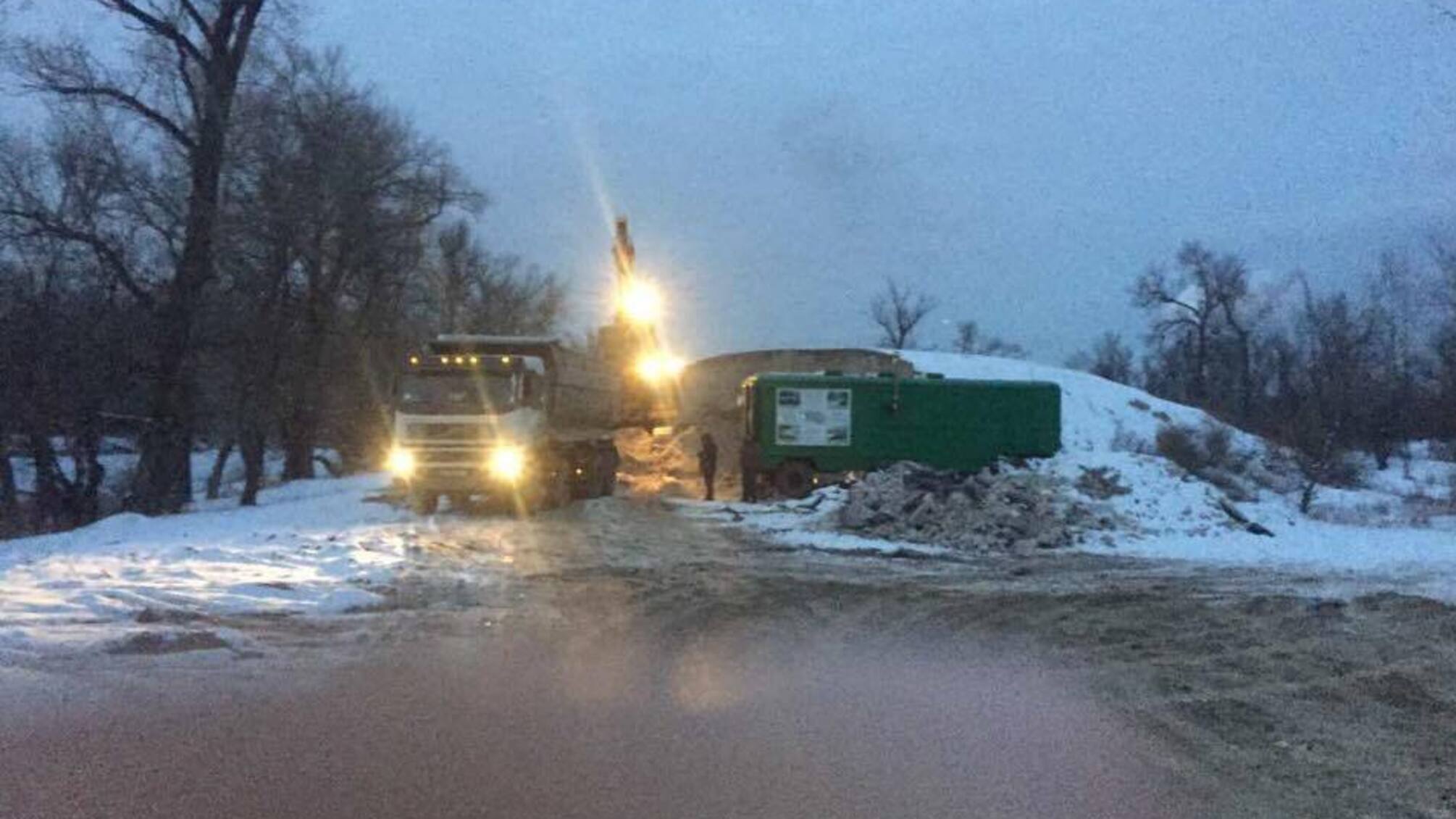 На озері у Голосієво викрили точку з незаконного видобутку піску
