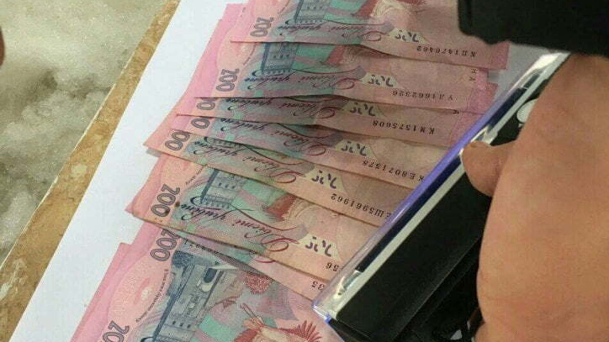 У Дніпрі головний спеціаліст Держпродспоживслужби вимагав 25 тис. грн хабара