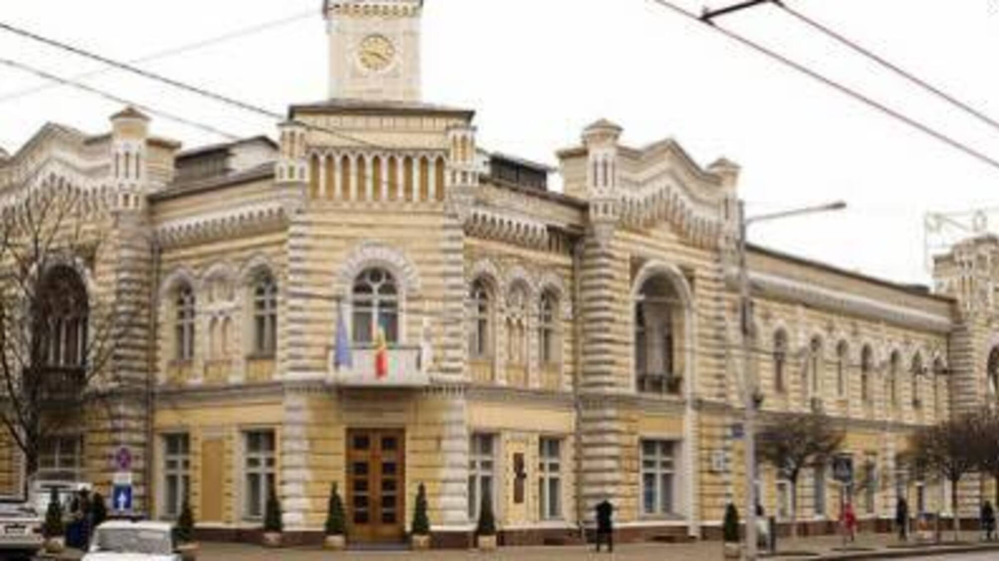 Чиновники з Кишенівської мерії можуть поплатитись за хабар свободою