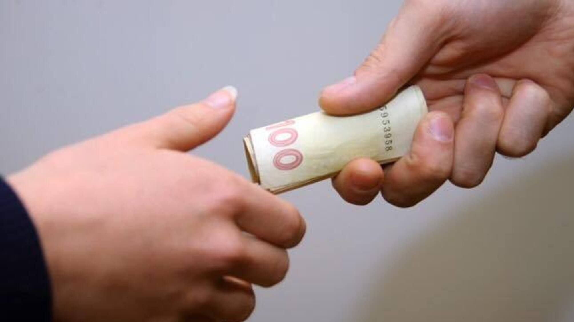 У Радехові сільгоспінспектора оштрафували на 17 тис. грн за хабарництво