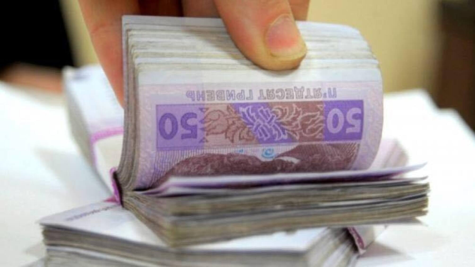 Головлікар, якого підозрюють в отриманні рекордного хабара, повернувся на роботу