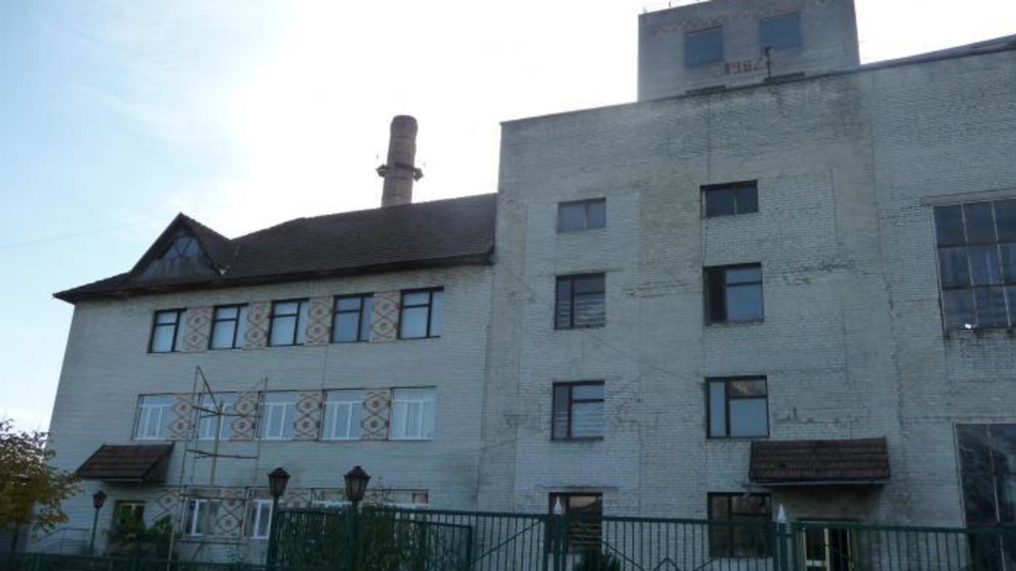 Львівські активісти з’ясовують обставини нападів на Угерський спиртзавод
