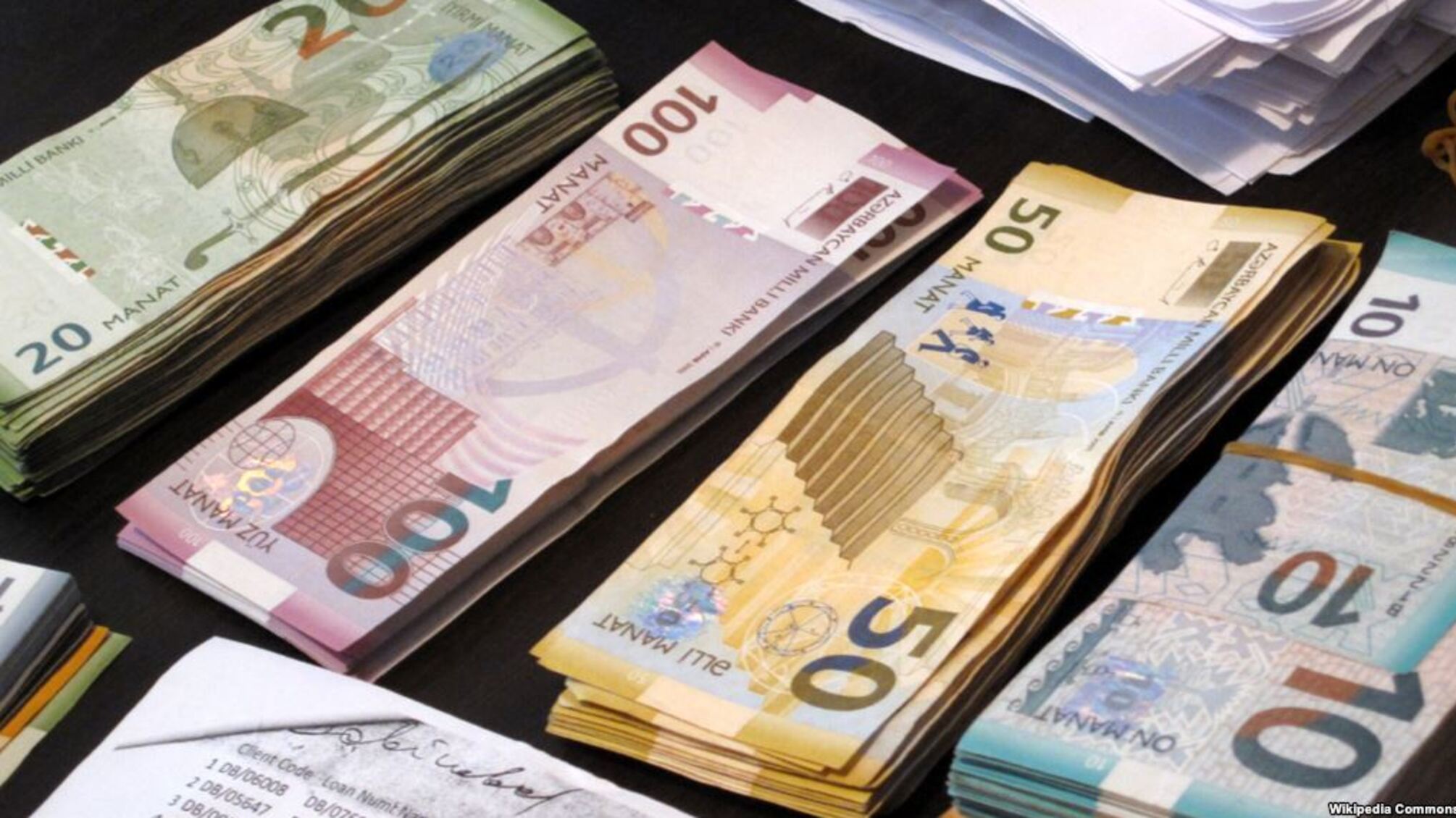 Полтавському патрульному пропонували хабар в 400 євро
