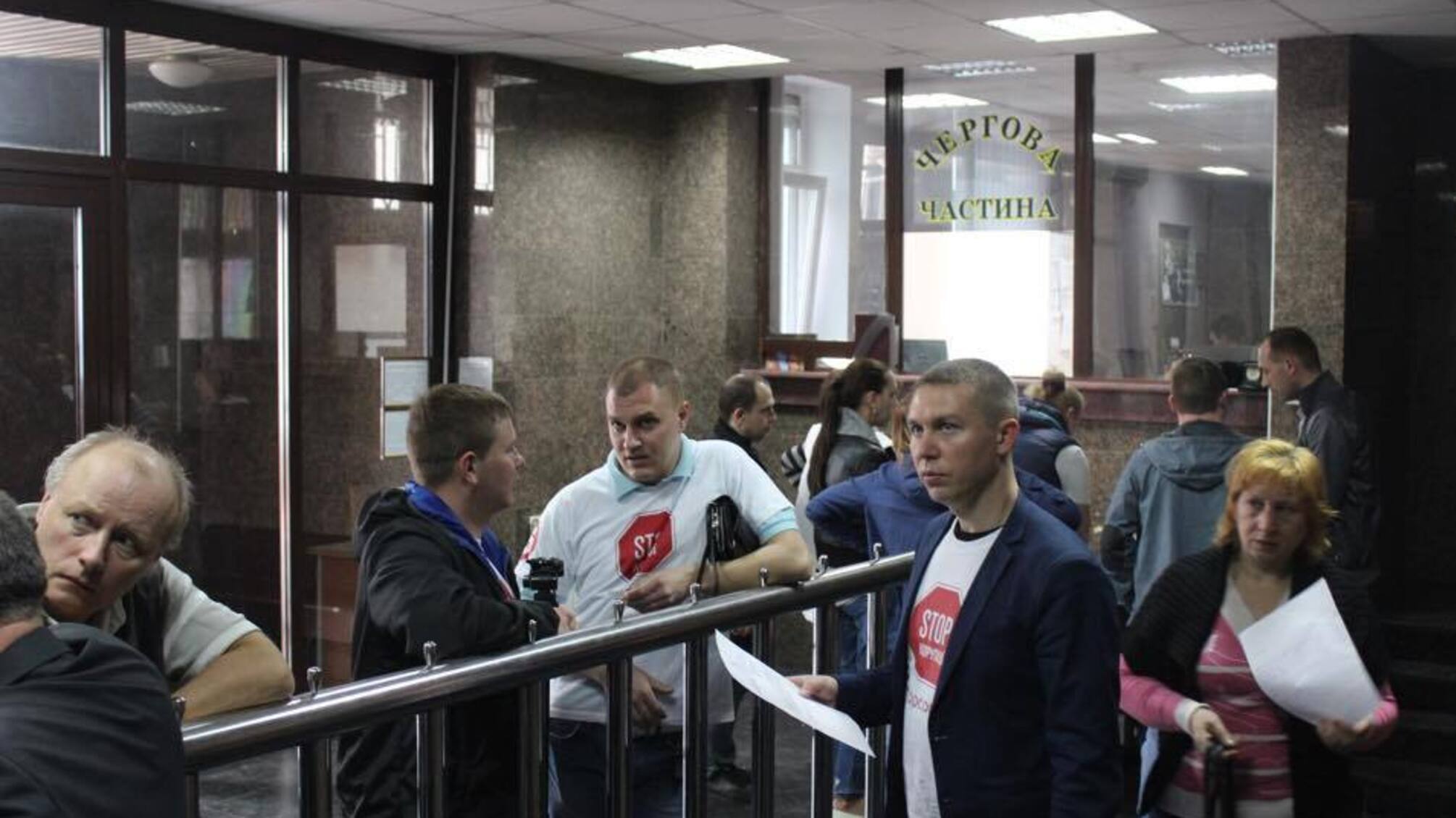 Активісти домоглися зустрічі з головним копом Дарницького району щодо незаконного СТО