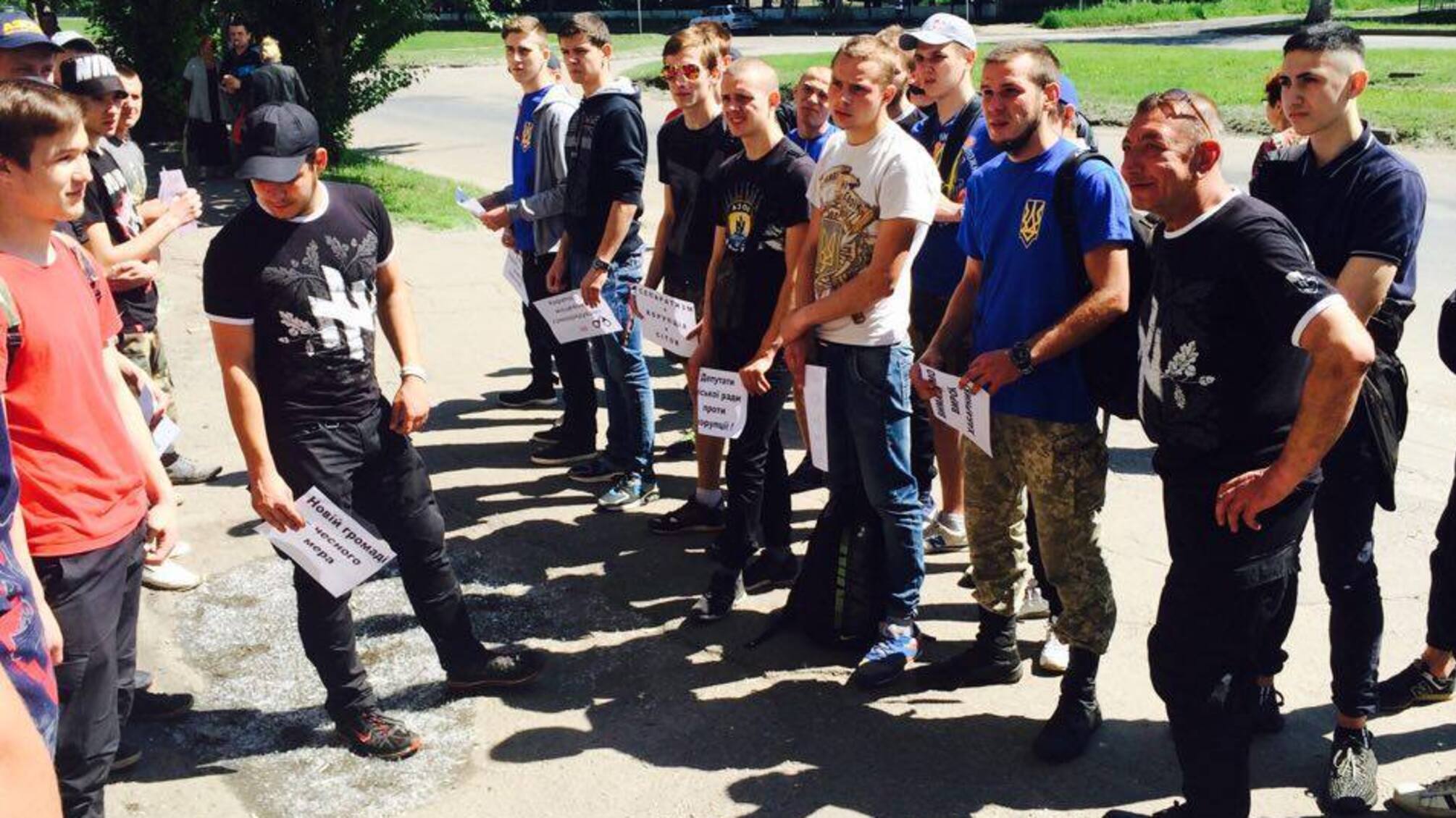 Посадовець-хабарник не з'явився на суд у Харкові