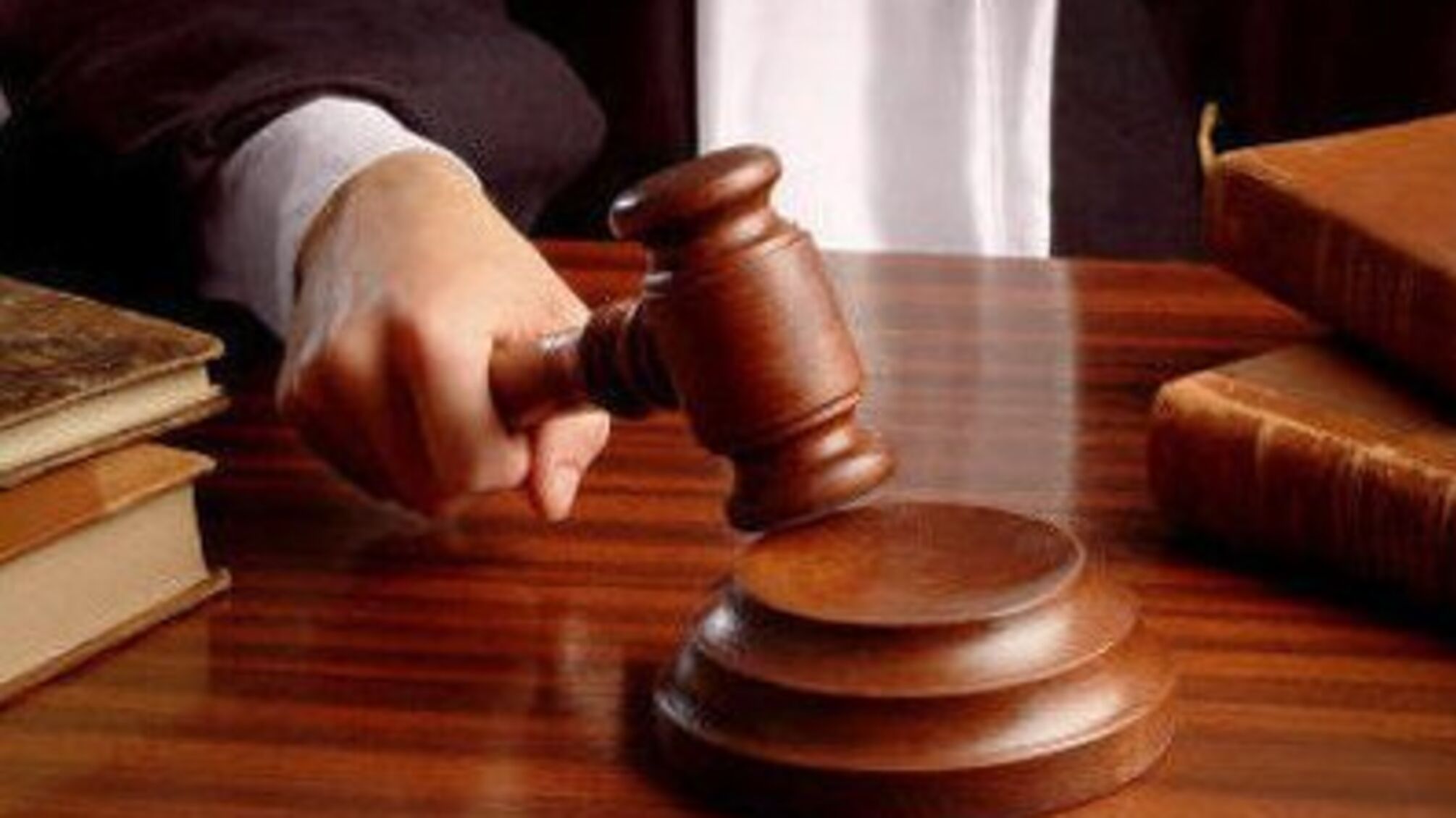 У Одесі двоє суддів відповідатимуть за одержання понад 112 тис. грн хабара