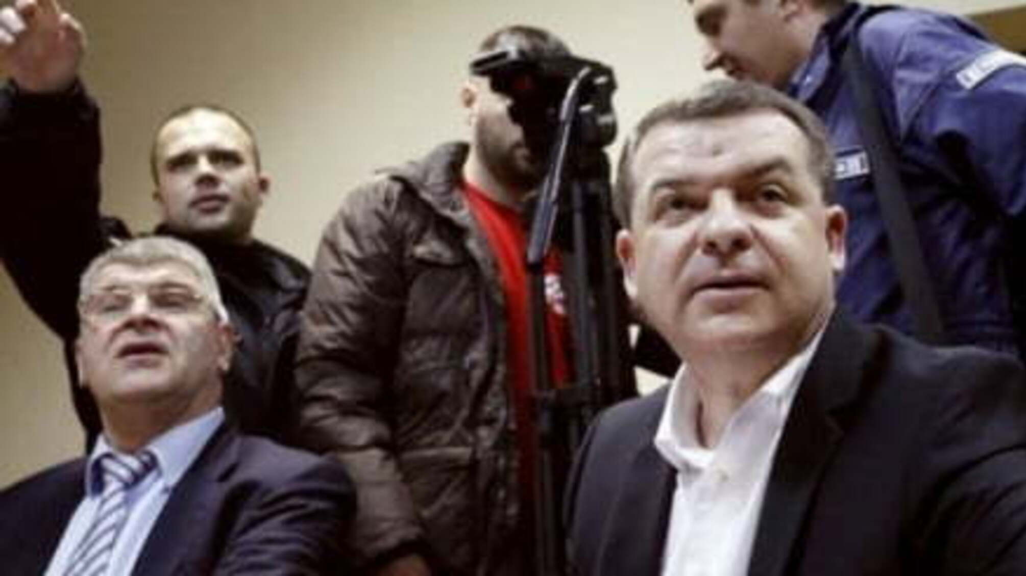 ГПУ обіцяє привести 60 свідків на суд у справі 'діамантових прокурорів'
