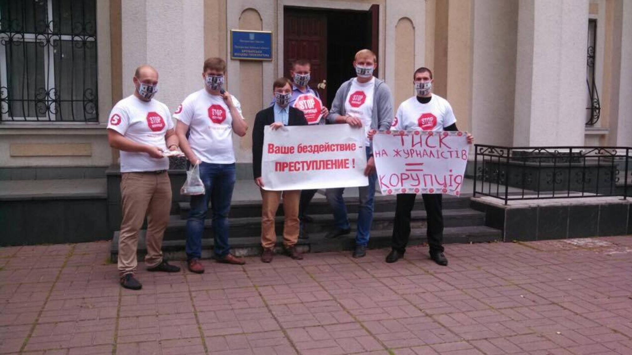 Поліція саботує розслідування справи про напад на журналістку Лілію Ткачук
