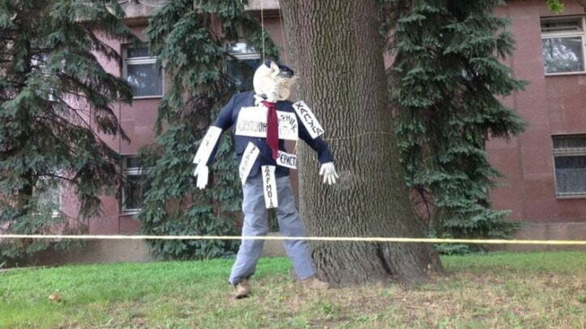 У Миколаєві активісти організували безстрокову антикорупційну акцію